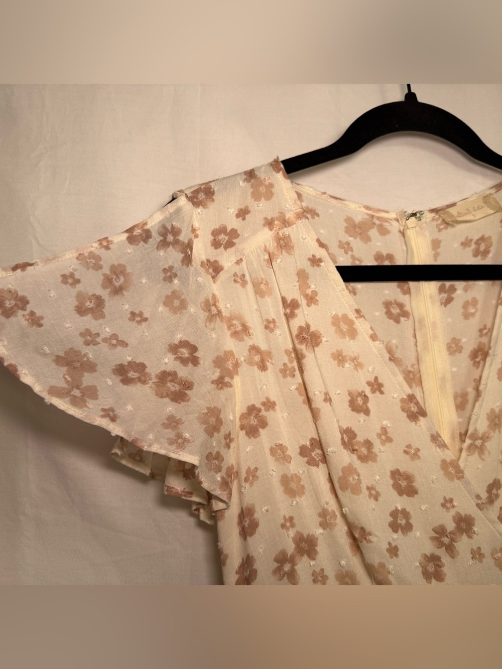 Altar'd State Floral Swiss Dot High-Low Maxi Faux Wrap Dress Cream Mauve Small - Picture 5 of 12